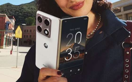 Motorola sfida iPhone Duo: spunta un nuovo razr fold