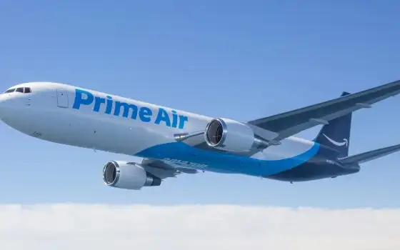 Aereo Amazon fuori pista a Miami: cinque morti e feriti