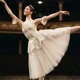 Ritorna la truffa della ballerina: attenzione ai messaggi WhatsApp