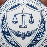 Rischi per i consumatori: indagine della FTC sulle aziende AI