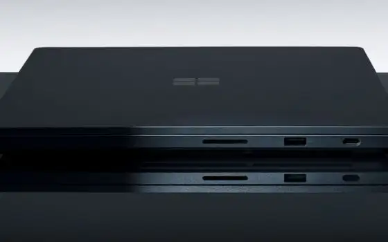 Surface Laptop Ultra: specifiche, disponibilità e prezzo