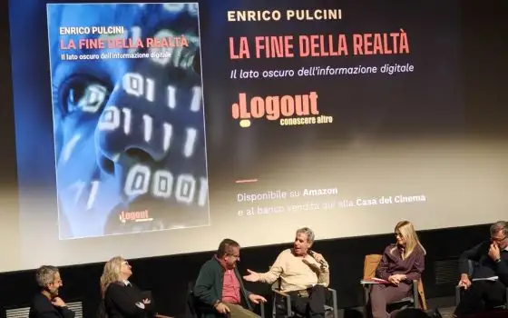 La fine della realtà: Enrico Pulcini racconta il lato oscuro dell'informazione digitale