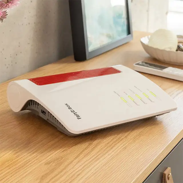 Il modem router AVM FRITZ!Box 7690 con supporto Wi-Fi 7