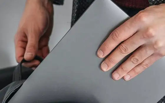 Lenovo IdeaPad Slim 3: il laptop a 399 euro per la Festa di Amazon