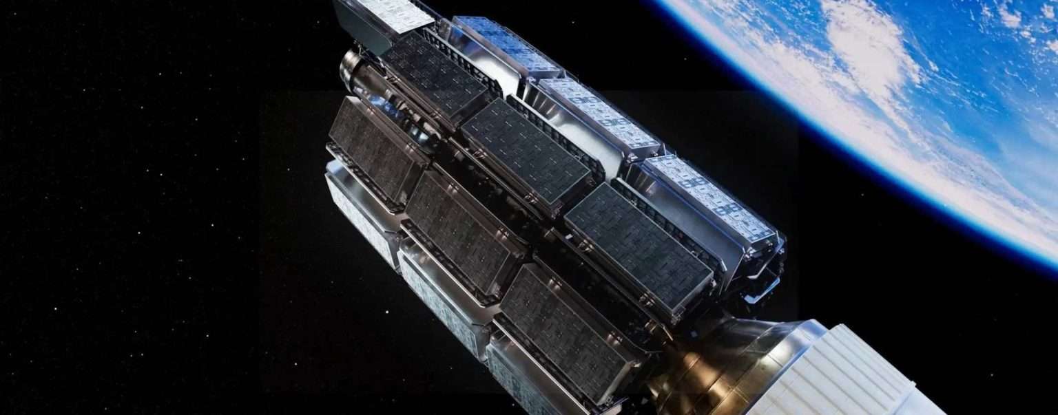 Anteprima: Internet satellitare, Amazon Leo pronto al lancio contro Starlink