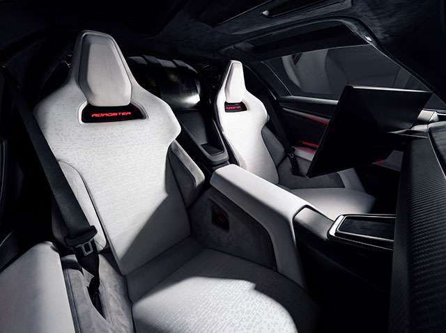 Gli interni della nuova Tesla Roadster